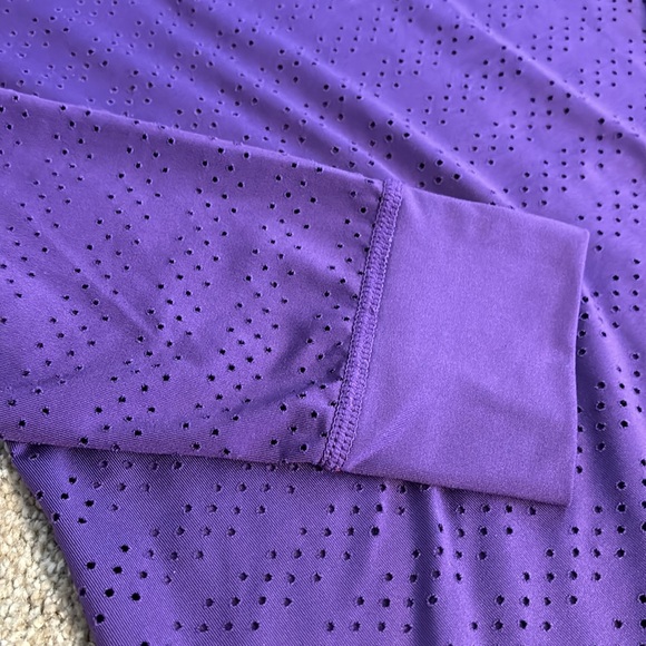 ZYIA  Active Chill Size M Purple Laser Cut Long Sleeve Active Shirt Top - Picture 3 of 5